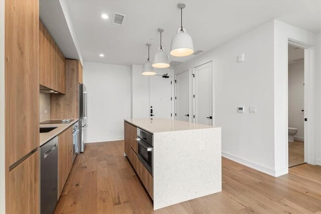 Photo - 84 East Ave Unit 1202