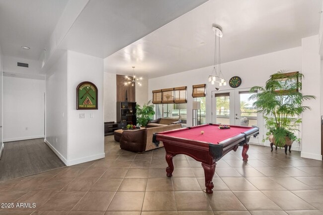 Building Photo - 945 E Playa Del Norte Dr Unit 3004