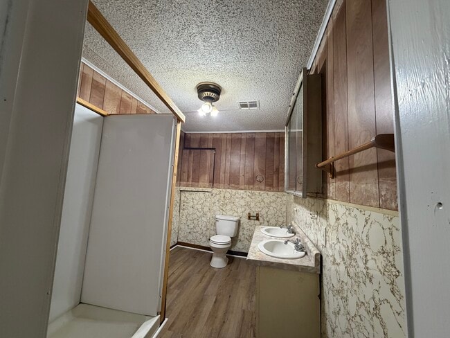 Photo - 723 Coleman Ave