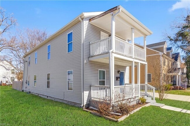 Photo - 926 W 26th St