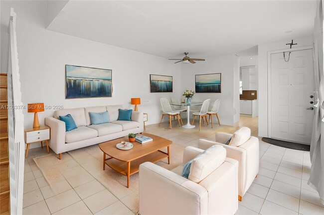 Photo - 1521 Seagrape Way