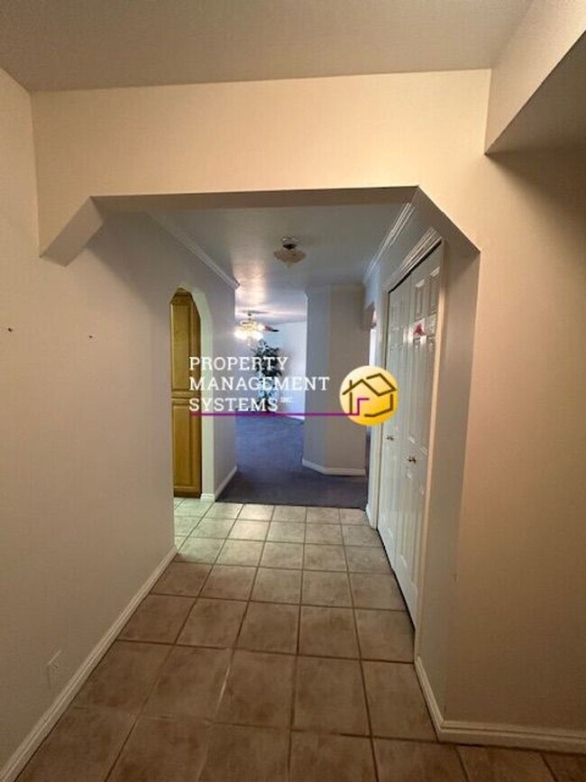 Photo - 3 Bedroom Condo Near Park City Unidad 5