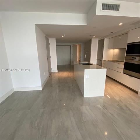 Photo - 9521 E Bay Harbor Dr