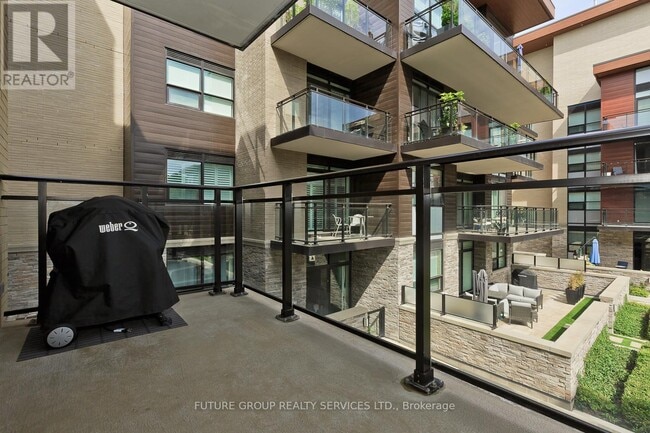 Photo - 262 Lakeshore Rd W Unit 262