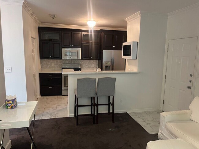 Photo - Available now. Beautiful, FULLY-FURNISHED 1 BR/1 BA Condo in Mt Pleasant!