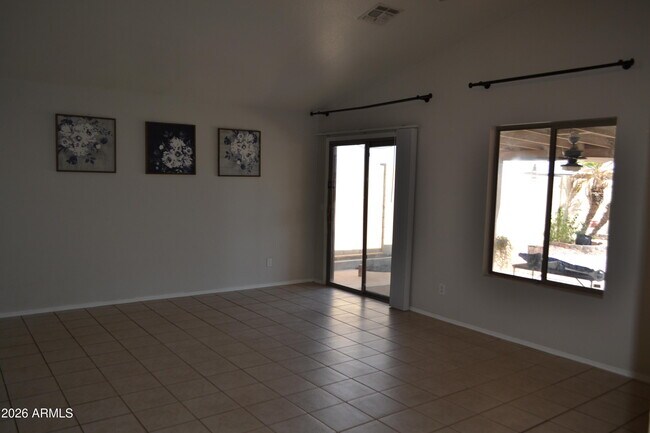 Photo - 1441 W Montebello Ave