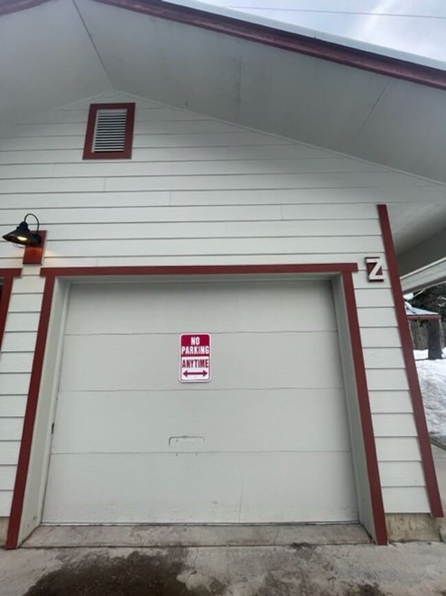 Photo - Long Term Rental on Lake Five!