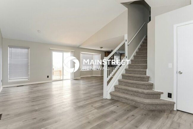 Photo - 3 Bedroom Pet-Friendly Home in LITTLETON, CO with Main Street Renewal