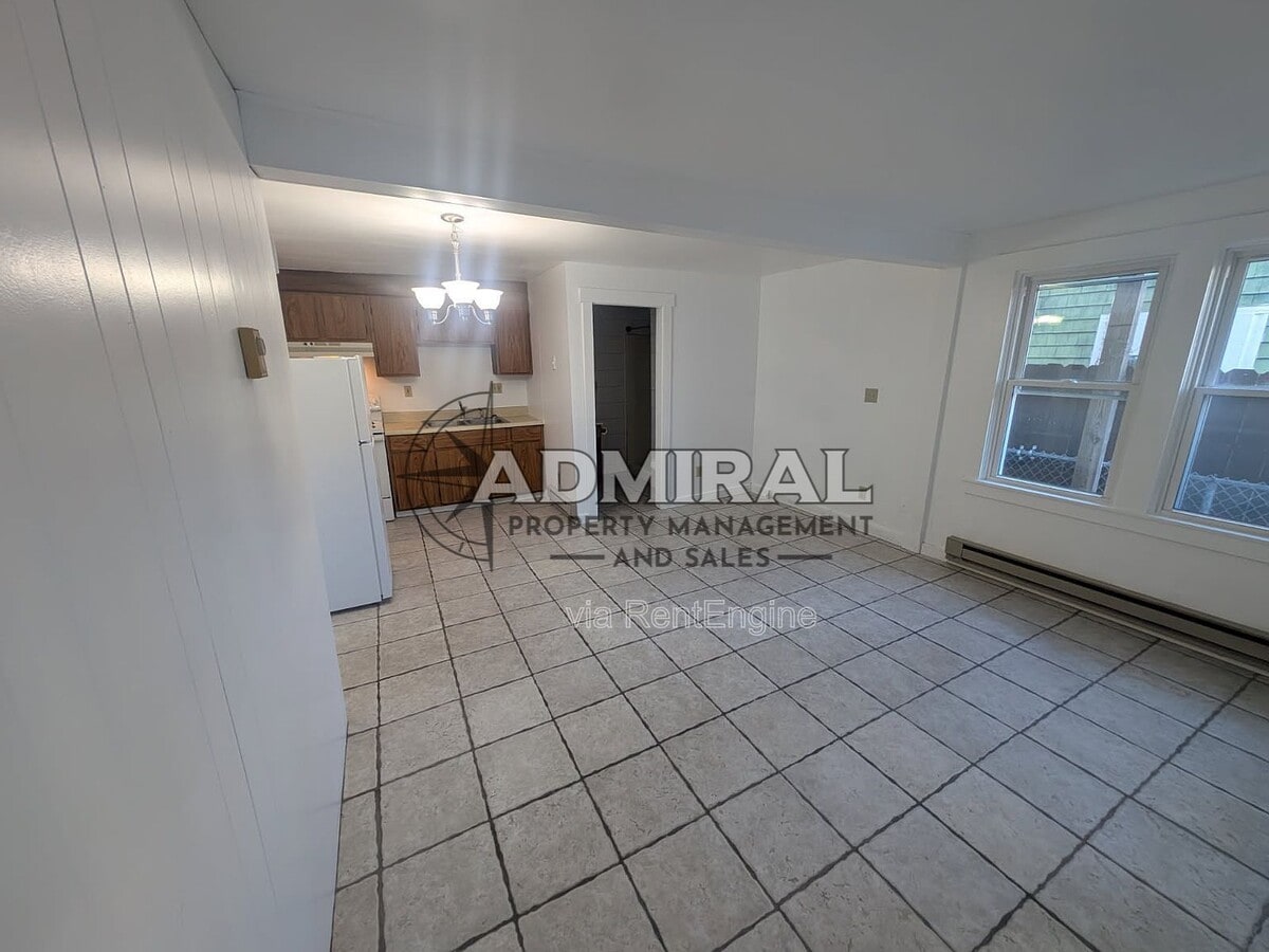 Photo - 8 Mechanic St Unit 2