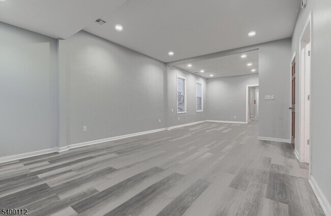 89 Sheridan St