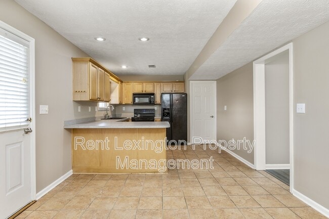 104 N Town Branch Dr