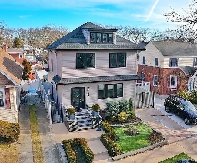 Photo - 137 Bryant Ave