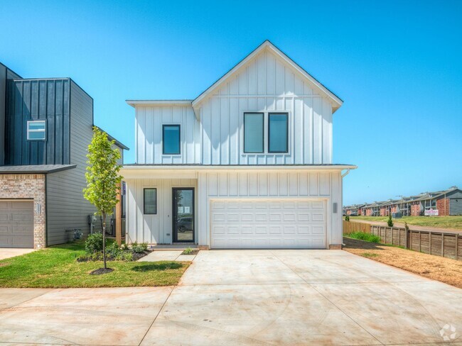 Building Photo - Beautiful New Construction Home in Edmond/...