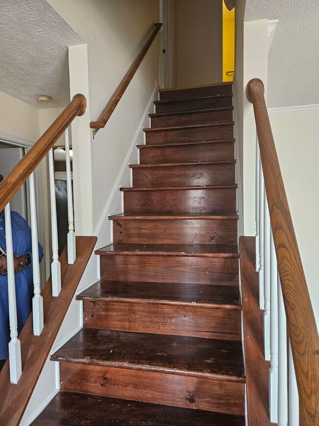 Photo - Spacious 3 Bedroom 2.5 Bath Home