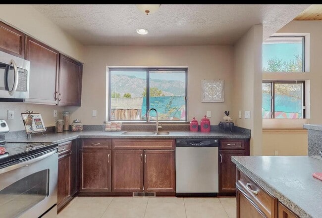 Photo - 2411 Tramway Terrace Ct NE