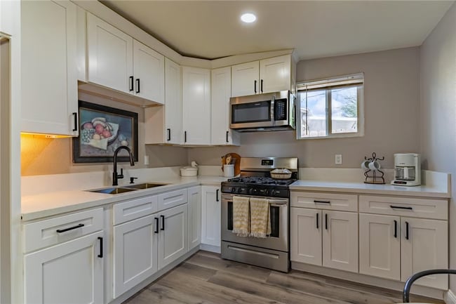 Building Photo - 1649 Crestview Ave Unit 1