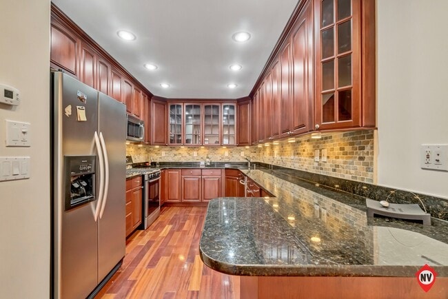 Photo - 3 Bedroom, 2.5 Bathroom Townhouse in Canton