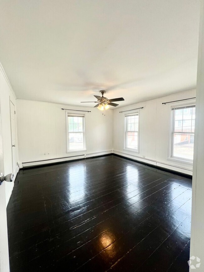 Building Photo - 12 Armenia St Unit 12 Armenia Street  2 Rental