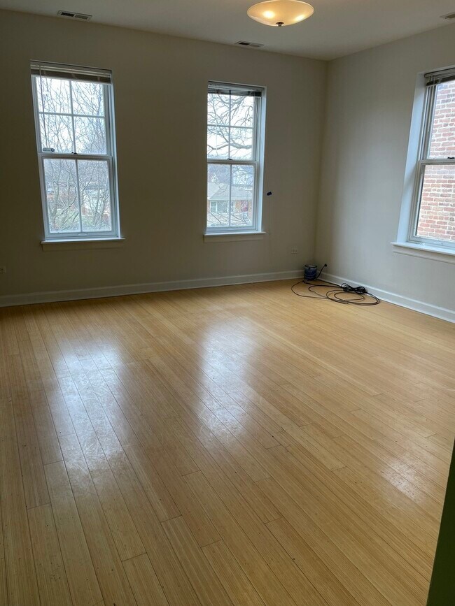 Photo - 10461 S Corliss Ave Unit 2