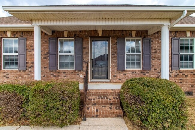 Photo - 4910 Court Dr