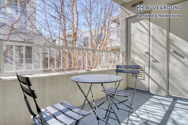 Photo - 800 High School Way Unidad FL2-ID890