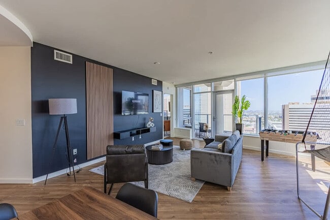 Photo - 44 W Monroe St Unit ID1263195P