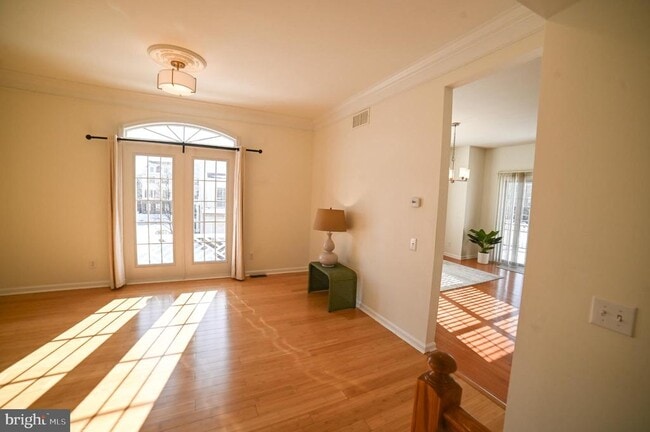 Photo - 1910 Cavalier Ln