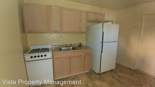 Photo - 1 br, 1 bath Apartment - 4725 Lake Ave