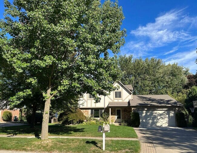 Photo - 2872 Waterloo Dr House