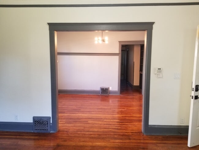 Photo - 865 Pingree St Unidad 865 Pingree St