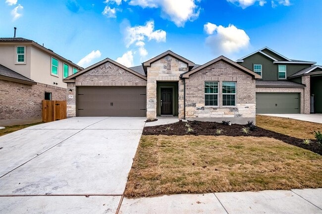 Building Photo - 1740 Catahoula Dr