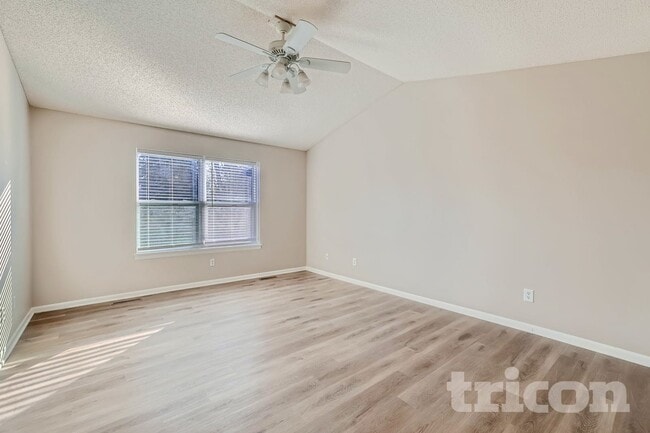 Photo - 16476 Jarrett Cir