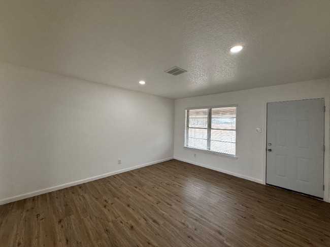 Photo - 4410 Moana Dr