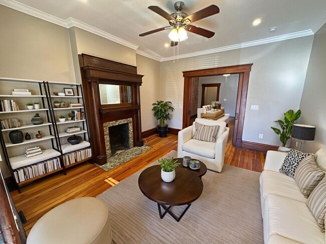 Photo - 138 E Lincoln St Unit 140