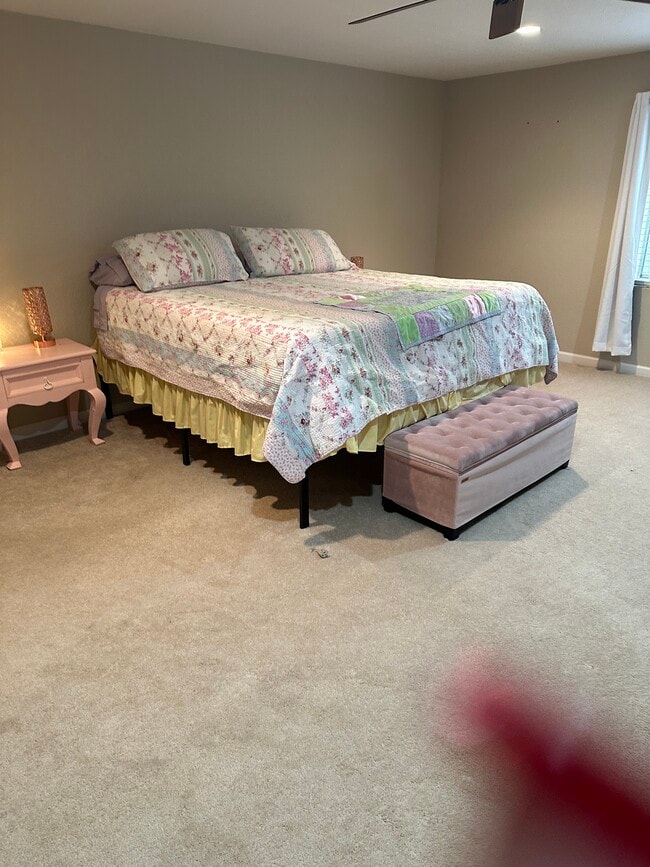 Building Photo - 22036 Hill Gail Way