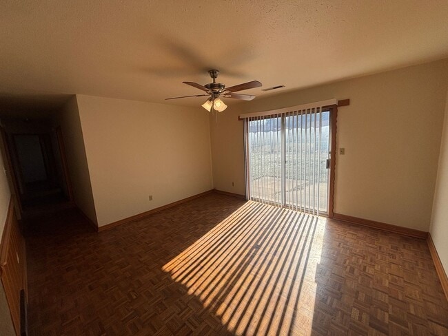 Photo - Wonderful 3 Bed 1.5 in Del City - *2 WEEKS FREE ON YOUR SECOND MONTH. FREE APPLICATIONS*