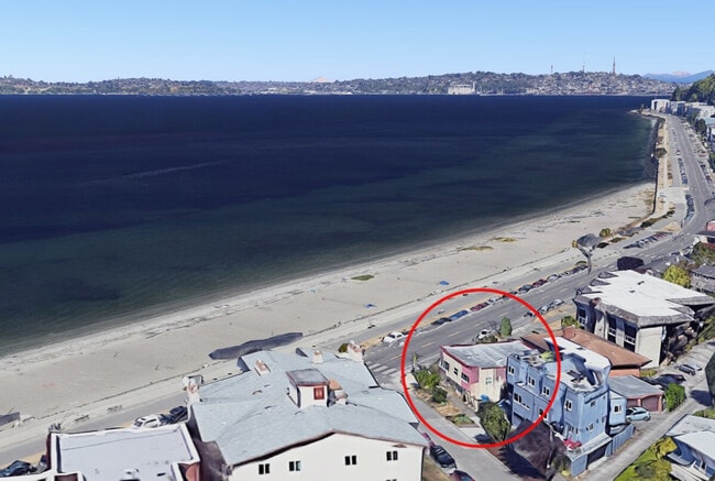 Photo - 2430 Alki Ave SW Unidad ID1051267P