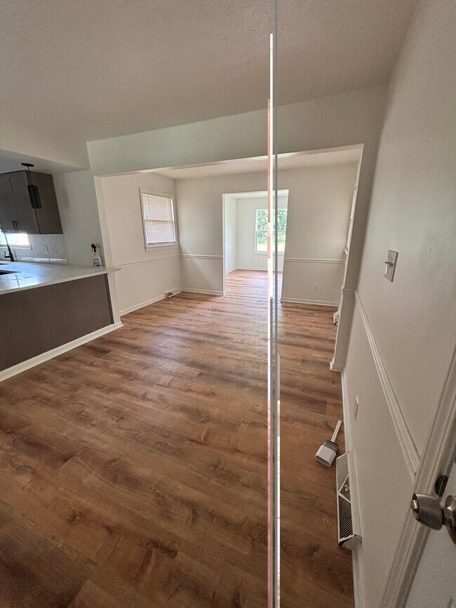 Photo - 16765 Valley Forge Ln