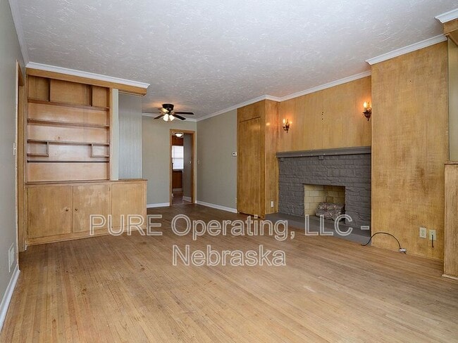 Photo - 5156 Pierce St