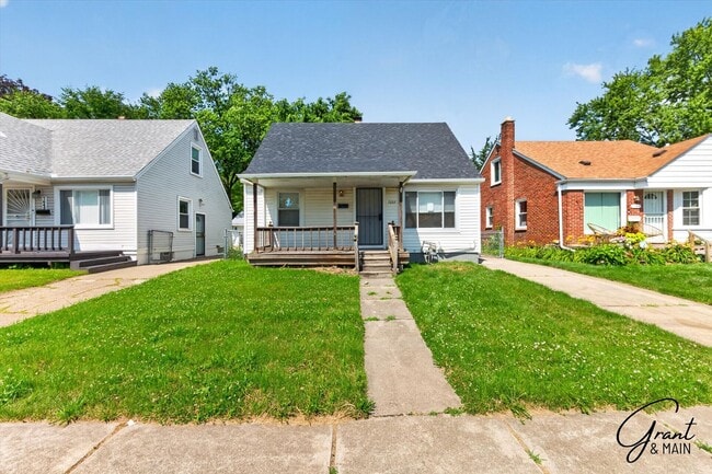 Building Photo - 3 Bedroom - 1 Bath - Warrendale - $1450