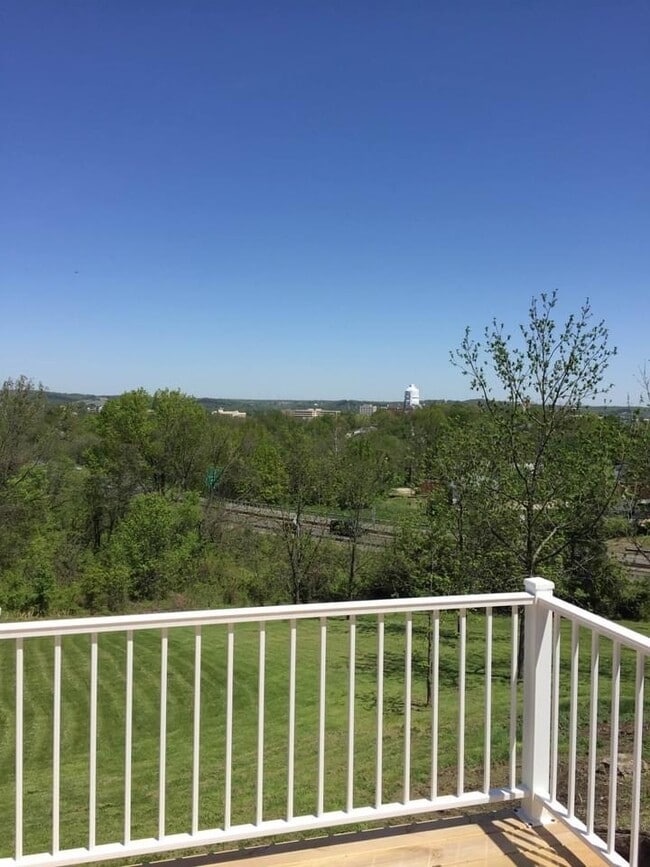 Photo - 706 Swifts Hwy