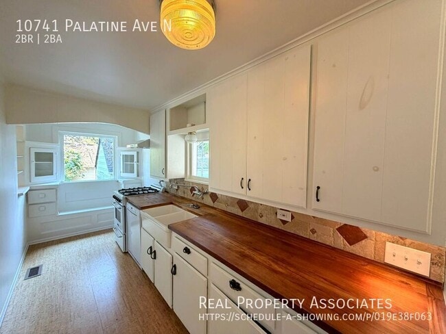 Photo - 10741 Palatine Ave N