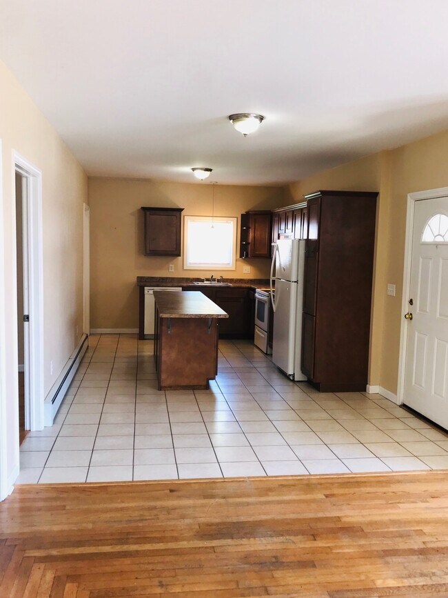 Photo - 237 Valley St Unit #20