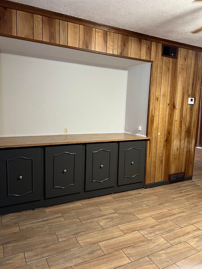 4106 Knight Arnold Rd House House Rental in Memphis, TN