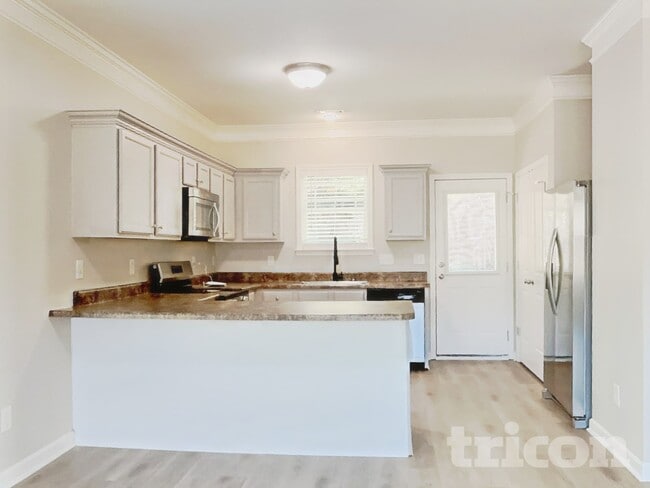 Photo - 175 Gray Ghost St