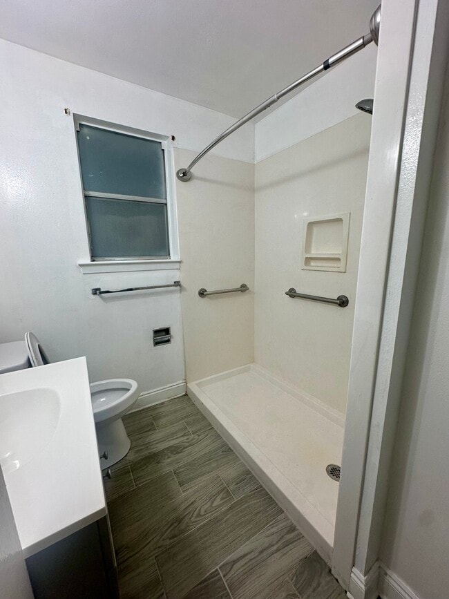 Photo - 1752 Diane Dr