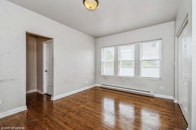 Photo - 1506 E 67th St Unit 208