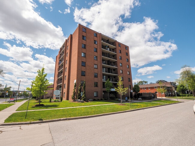 Photo - Askin Tower Apartments