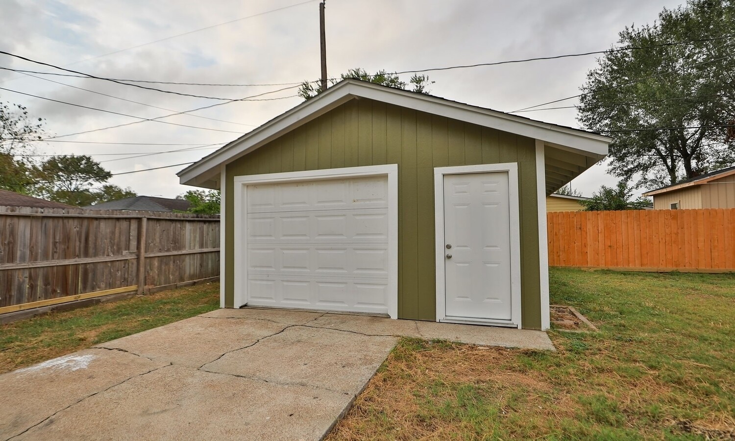 Photo - 5511 Starling St