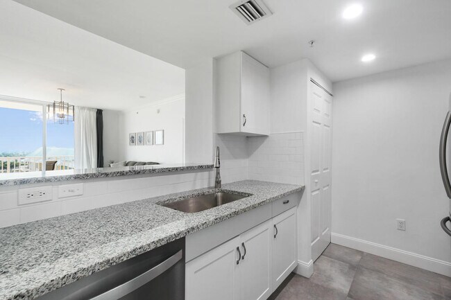 Photo - 625 Casa Loma Blvd Unidad 908